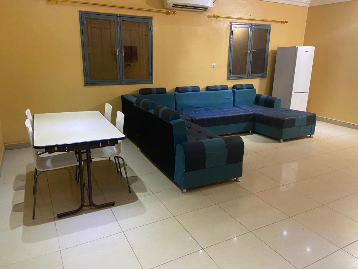 Villa Chambre B Climatisee Douche Cuisine Salon Bamako Exteriér fotografie